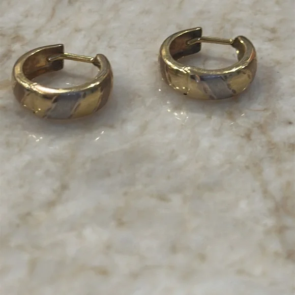 10k yellow & white  Gold Earrings - Picture 2 of 6